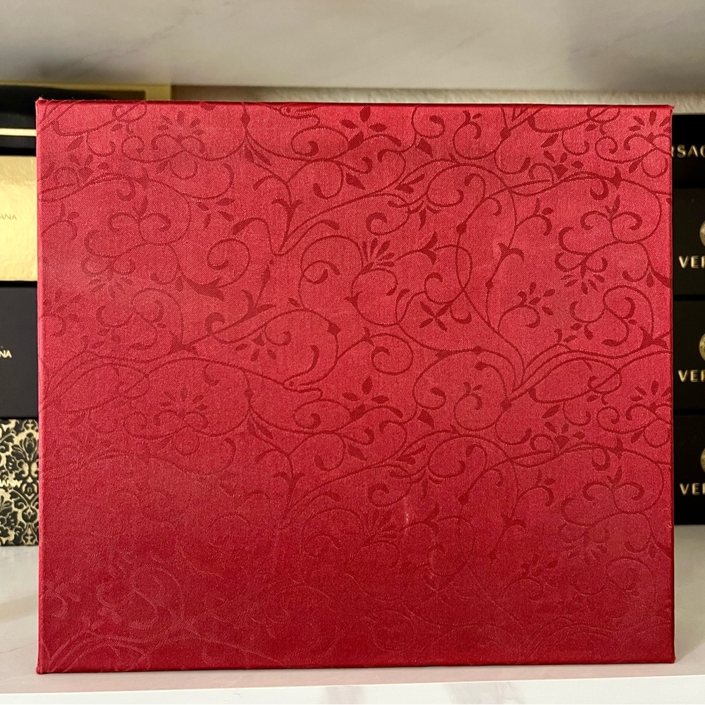 Red Cloth Floral Storage Box - Picture 3 of 5